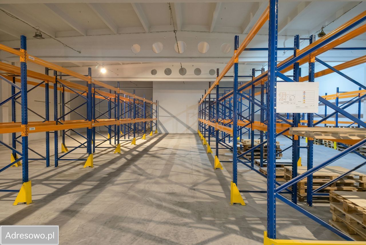 Hala/magazyn Lubań. Zdjęcie 3