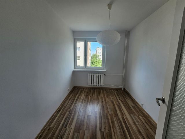 Mieszkanie 2-pokojowe Łódź Retkinia, ul. Kostki Napierskiego. Zdjęcie 3