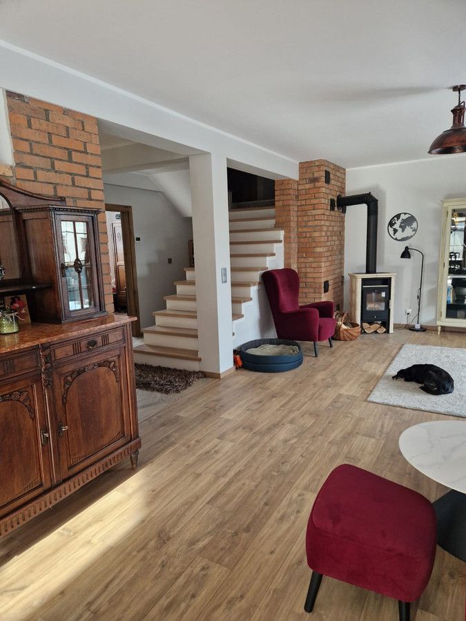 dom wolnostojący, 7 pokoi Wieliszew. Zdjęcie 7