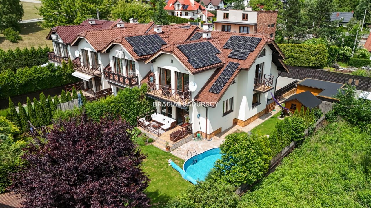 dom szeregowy, 6 pokoi Zabawa. Zdjęcie 19