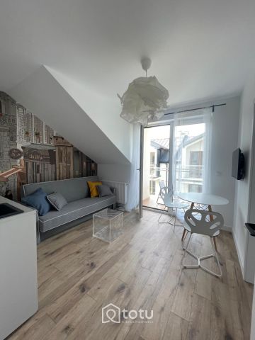 Mieszkanie 6-pokojowe Warszawa Wesoła, ul. Babiego Lata. Zdjęcie 2