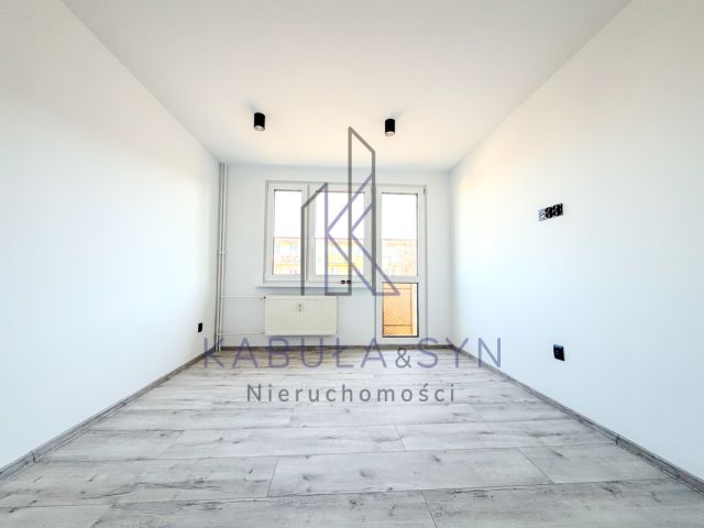 Mieszkanie 3-pokojowe Bydgoszcz Błonie, ul. Konstantego Ildefonsa Gałczyńskiego. Zdjęcie 1