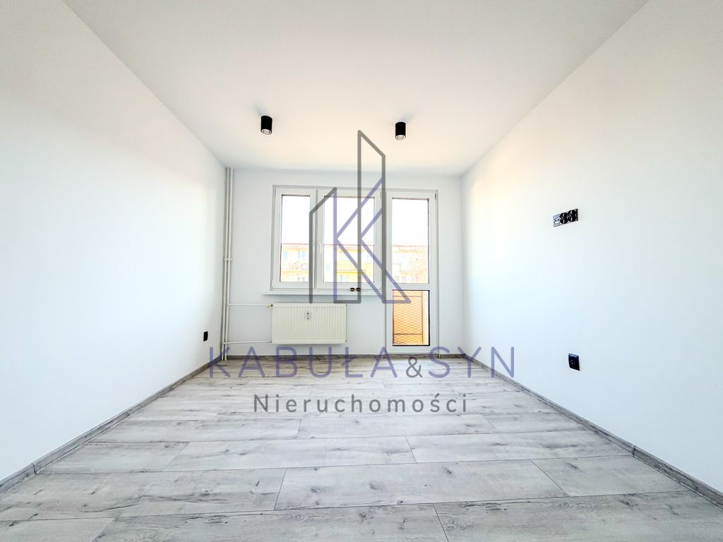 Mieszkanie 3-pokojowe Bydgoszcz Błonie, ul. Konstantego Ildefonsa Gałczyńskiego. Zdjęcie 1