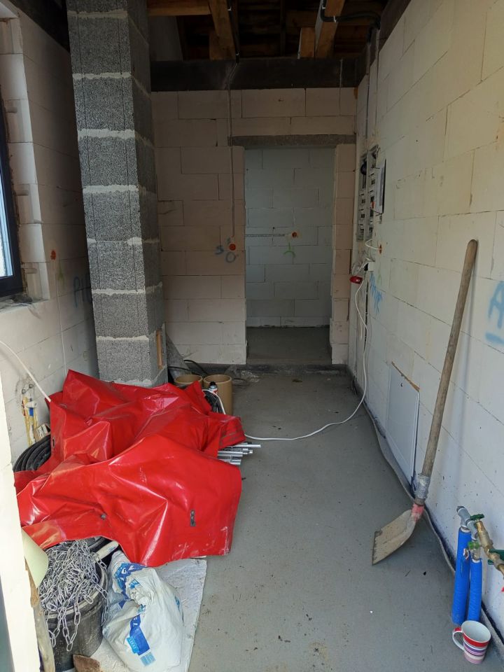 dom wolnostojący, 4 pokoje Dolno. Zdjęcie 19