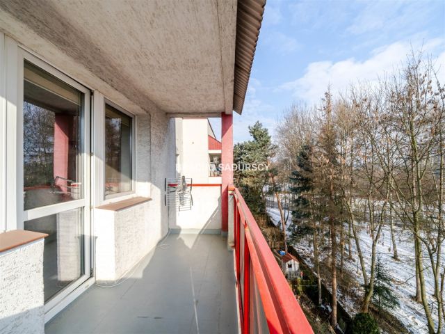 Mieszkanie 3-pokojowe Kraków Czyżyny, ul. Stanisława Skarżyńskiego. Zdjęcie 31