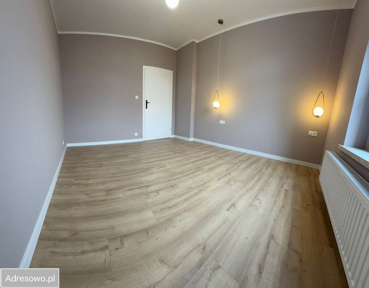 Mieszkanie 3-pokojowe Jelenia Góra Centrum, ul. Józefa Piłsudskiego. Zdjęcie 11