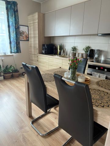 Mieszkanie 3-pokojowe Bielany Wrocławskie. Zdjęcie 1