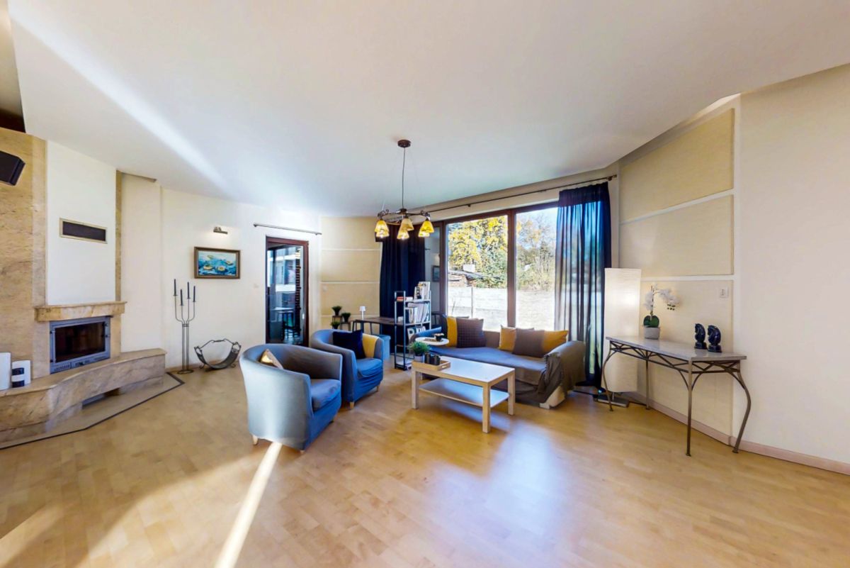 dom wolnostojący, 4 pokoje Pabianice, ul. Pomorska. Zdjęcie 2