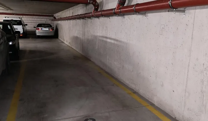Garaż/miejsce parkingowe Ząbki, ul. Powstańców