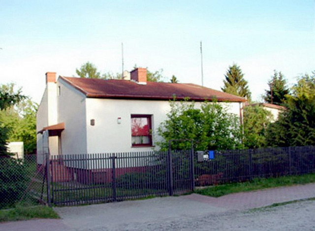 dom wolnostojący, 3 pokoje Pruszków Centrum, ul. Polna. Zdjęcie 1