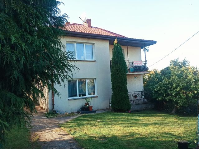 dom wolnostojący, 6 pokoi Łomża Rembelin, ul. Zamiejska. Zdjęcie 1