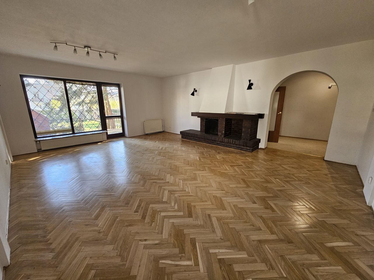 Biuro Warszawa Wilanów, ul. Rumiana. Zdjęcie 4