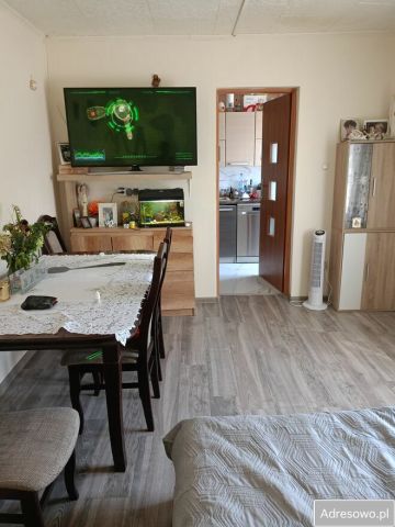 dom wolnostojący, 3 pokoje Wzdów. Zdjęcie 1