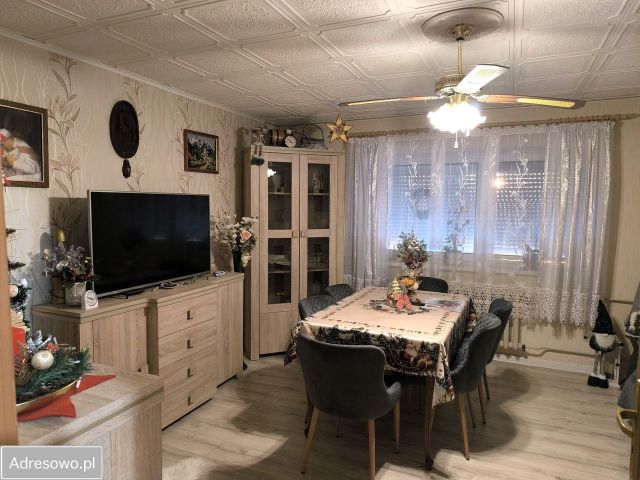 Mieszkanie 3-pokojowe Domaszowice, os. Klonowe. Zdjęcie 1