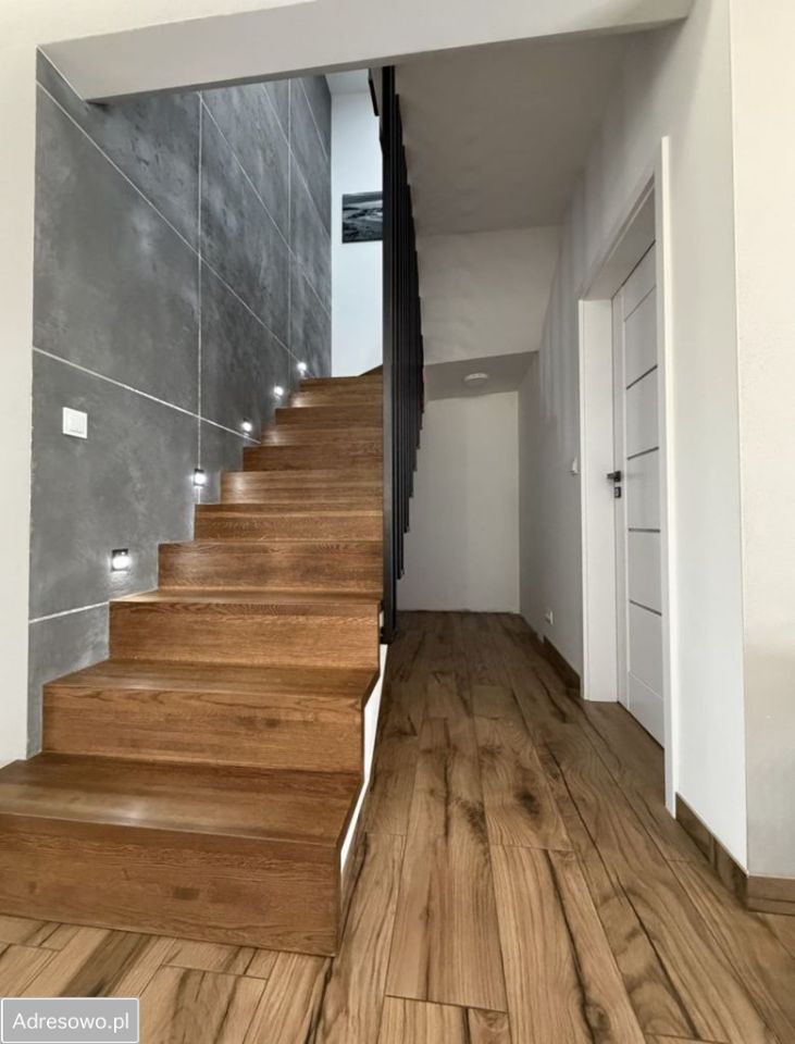 dom wolnostojący, 5 pokoi Rąbień, ul. Wiśniowa. Zdjęcie 12