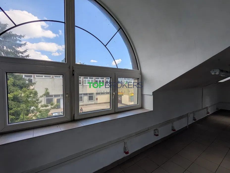 dom wolnostojący, 6 pokoi Warszawa Targówek. Zdjęcie 4