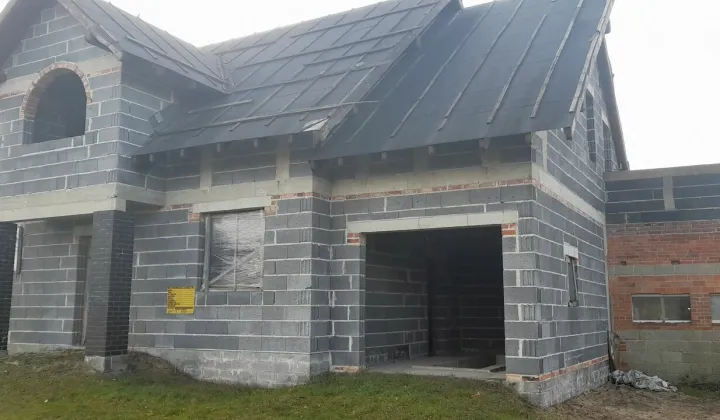 dom wolnostojący, 5 pokoi Turze