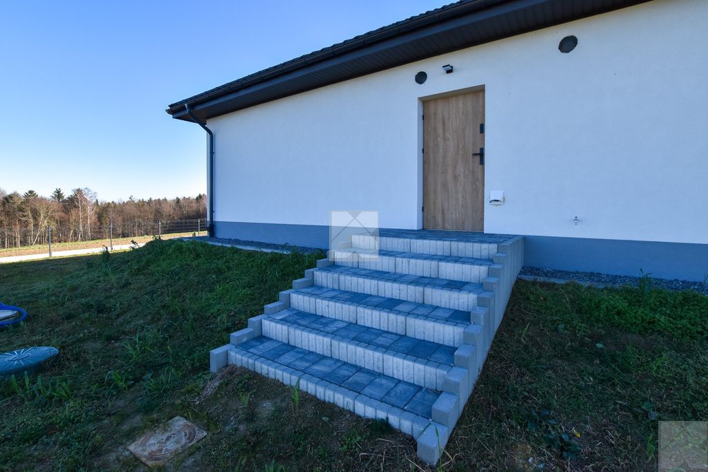 dom wolnostojący, 4 pokoje Wiśniowa. Zdjęcie 12