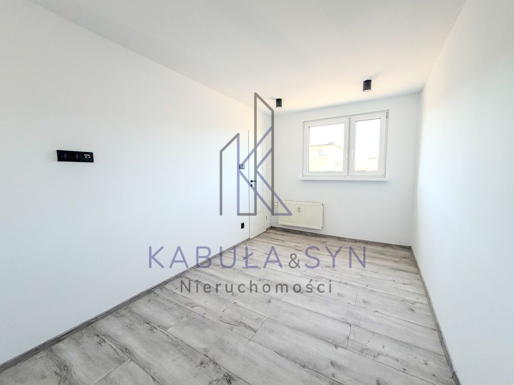 Mieszkanie 3-pokojowe Bydgoszcz Błonie, ul. Konstantego Ildefonsa Gałczyńskiego. Zdjęcie 6