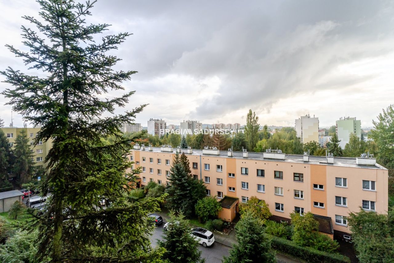 Mieszkanie 3-pokojowe Kraków, ul. Gołaśka. Zdjęcie 19