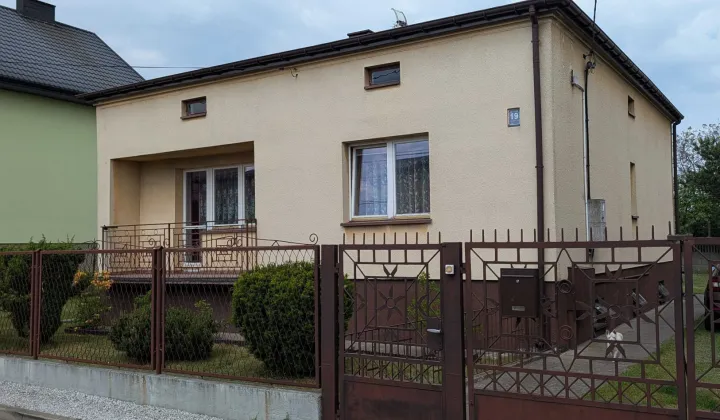 dom wolnostojący, 3 pokoje Andrespol