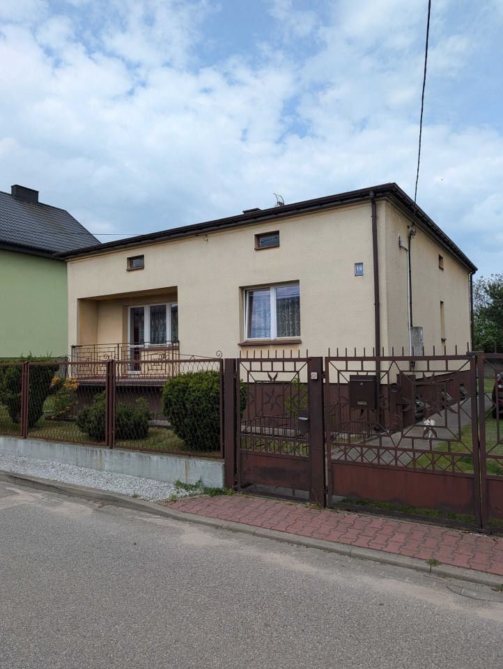 dom wolnostojący, 3 pokoje Andrespol. Zdjęcie 1