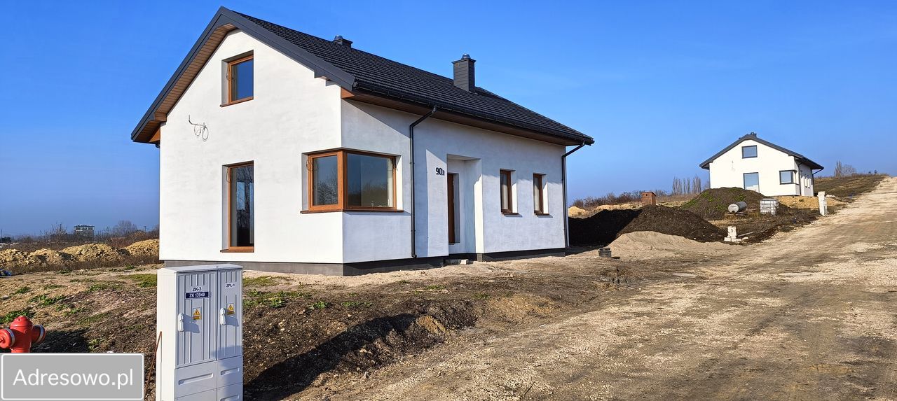 dom wolnostojący, 3 pokoje Busko-Zdrój. Zdjęcie 14