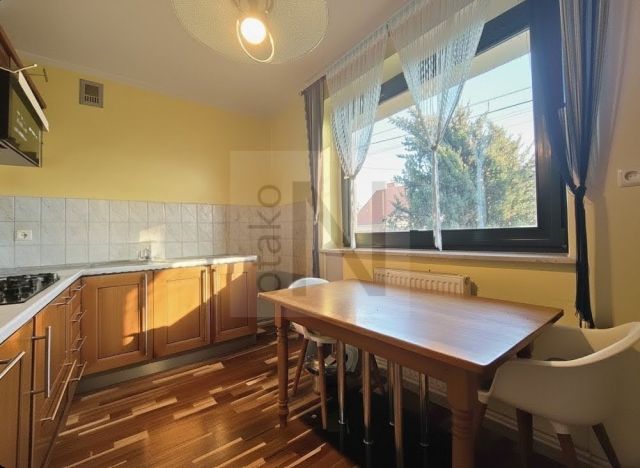 dom wolnostojący, 6 pokoi Częstochowa Stradom. Zdjęcie 16