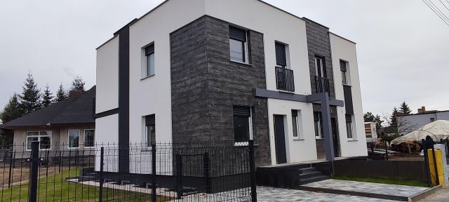 bliźniak, 6 pokoi Poznań Antoninek, ul. Unisława. Zdjęcie 1