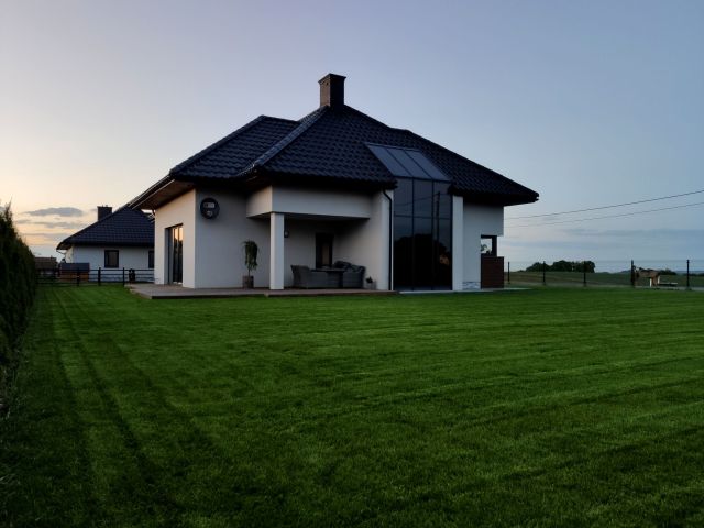 dom wolnostojący, 6 pokoi Leńcze. Zdjęcie 1