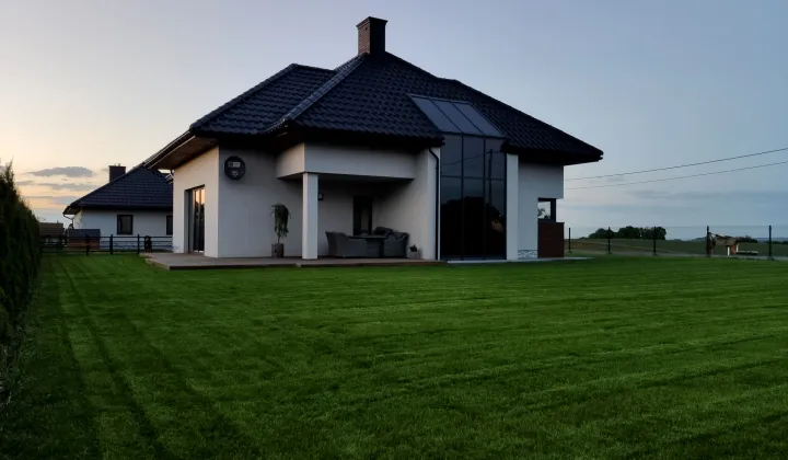 dom wolnostojący, 6 pokoi Leńcze