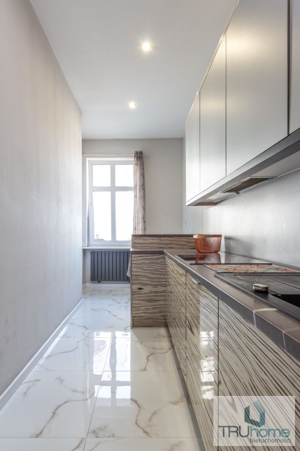 Mieszkanie 3-pokojowe Katowice Śródmieście, ul. Jana Matejki. Zdjęcie 9