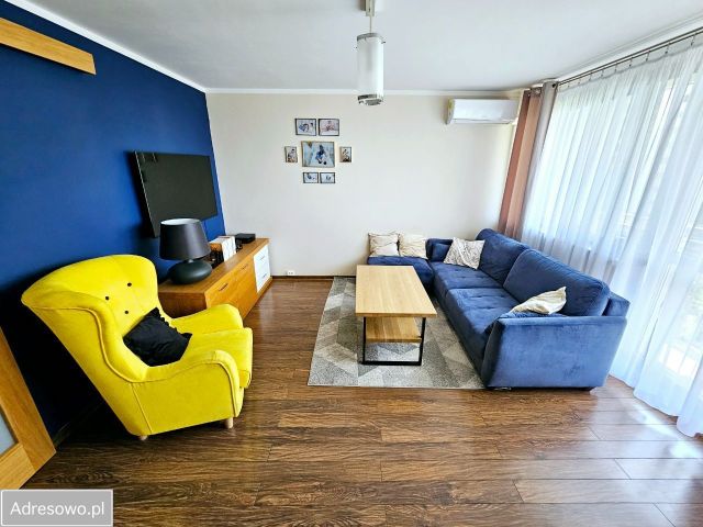 Mieszkanie 3-pokojowe Gliwice Trynek, ul. Janusza Kusocińskiego. Zdjęcie 1