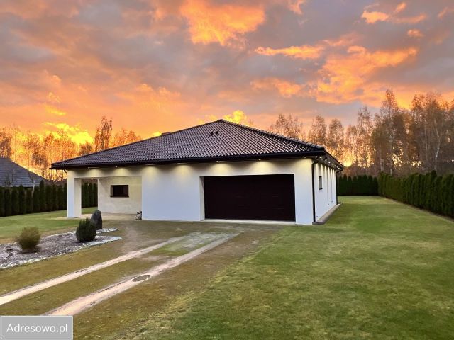 dom wolnostojący, 3 pokoje Ciechów, ul. Dębowa. Zdjęcie 1