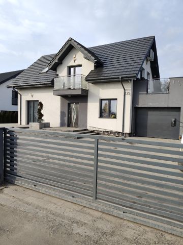 dom wolnostojący, 5 pokoi Łódź Andrzejów, ul. Tadeusza Gajcego. Zdjęcie 1