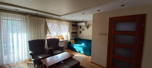 Mieszkanie 3-pokojowe Wałcz Dolne Miasto, os. Dolne Miasto. Zdjęcie 1