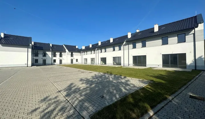 dom szeregowy, 4 pokoje Szczecin Bezrzecze