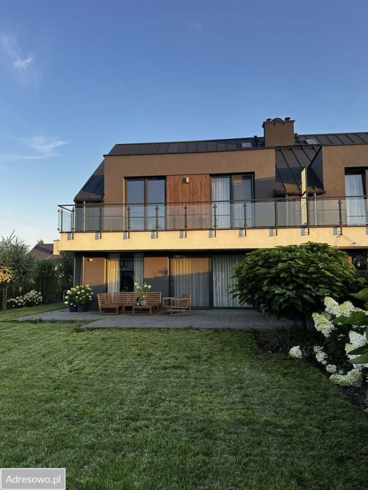 bliźniak Koczargi Stare. Zdjęcie 1