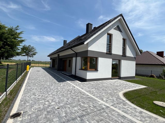 bliźniak, 4 pokoje Tropiszów. Zdjęcie 1