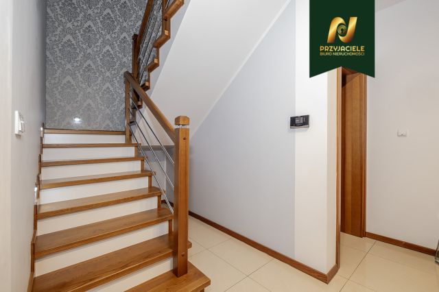 dom wolnostojący, 6 pokoi Różyny. Zdjęcie 12