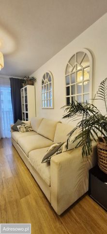 Mieszkanie 3-pokojowe Jelenia Góra Cieplice Śląskie-Zdrój, ul. Dwudziestolecia. Zdjęcie 1