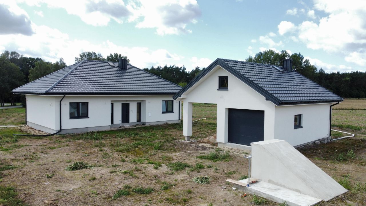 dom wolnostojący, 3 pokoje Wierzchowiska Dolne. Zdjęcie 1