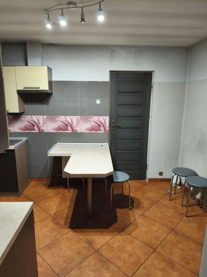 dom wolnostojący, 3 pokoje Zawadów. Zdjęcie 13