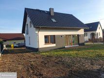 dom wolnostojący, 4 pokoje Kwaczała, ul. Lazurowa