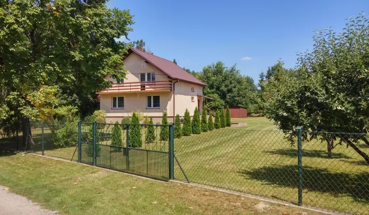 dom wolnostojący, 4 pokoje Przyłęczek