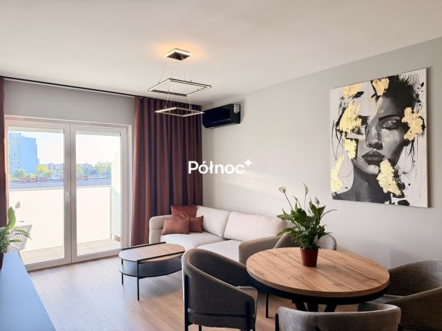 Mieszkanie 2-pokojowe Bolesławiec, ul. Konstantego Ildefonsa Gałczyńskiego. Zdjęcie 2