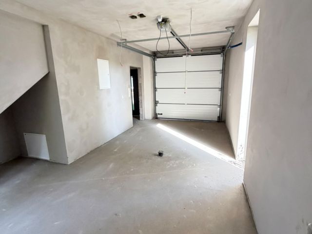 bliźniak, 5 pokoi Skierdy, ul. Modlińska. Zdjęcie 13