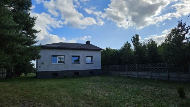 dom wolnostojący Kolonia Wierzchowisko, ul. Pogodna. Zdjęcie 1