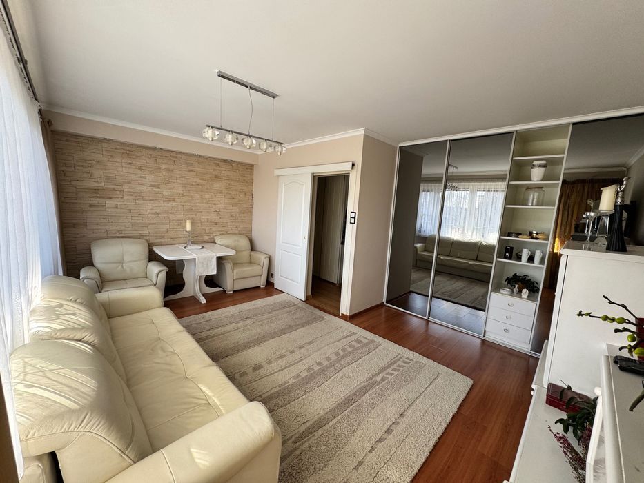 Mieszkanie 2-pokojowe Wieluń, os. kard. Stefana Wyszyńskiego. Zdjęcie 1