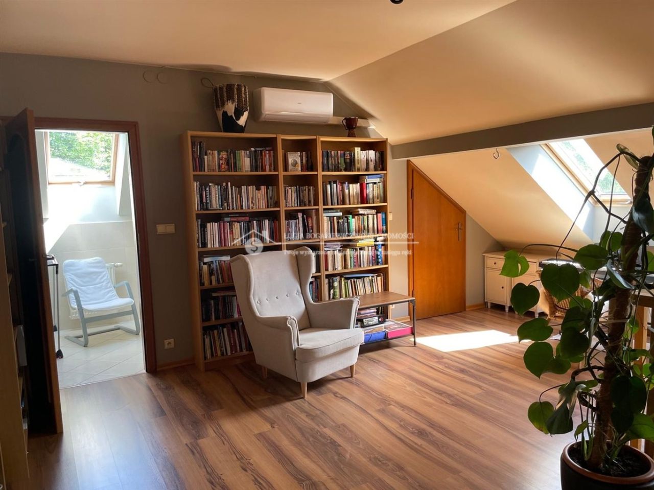 dom wolnostojący, 5 pokoi Jaworze. Zdjęcie 30